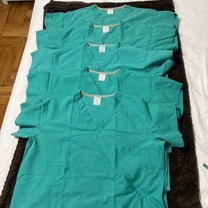 UNISEX SCRUBS TOP SURGICAL GREEN